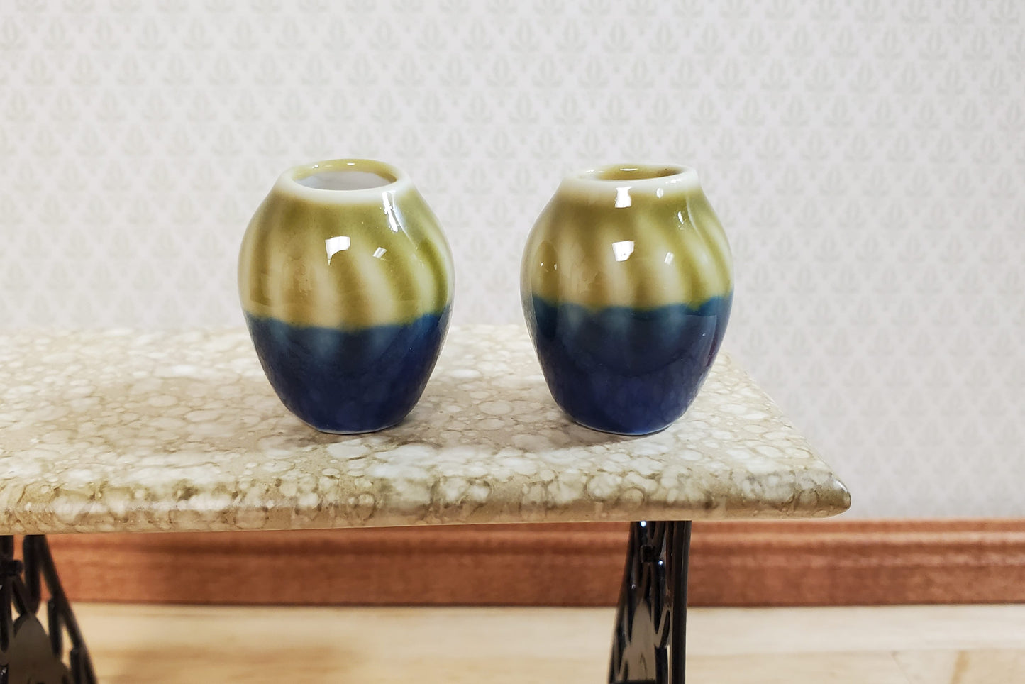 Dollhouse Large Vase Blue & Green Swirl Patterned Ceramic 1:12 Scale Miniature