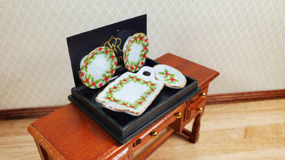 Dollhouse Plates & Tray Mistletoe Reutter Porcelain 1:12 Scale Miniatures
