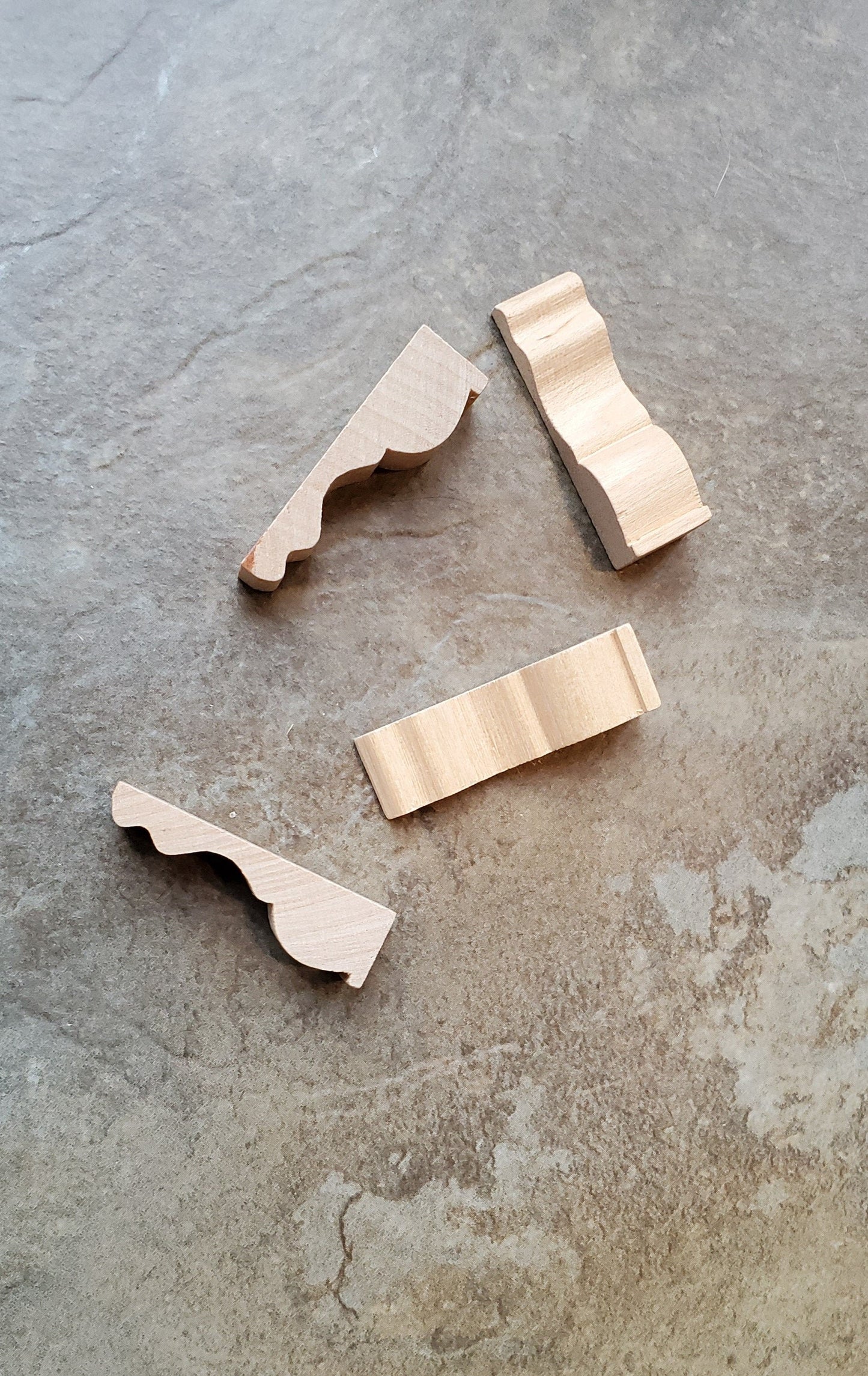 Dollhouse Miniature Wood Corbels or Decorative Brackets 1:12 Scale Set of 4