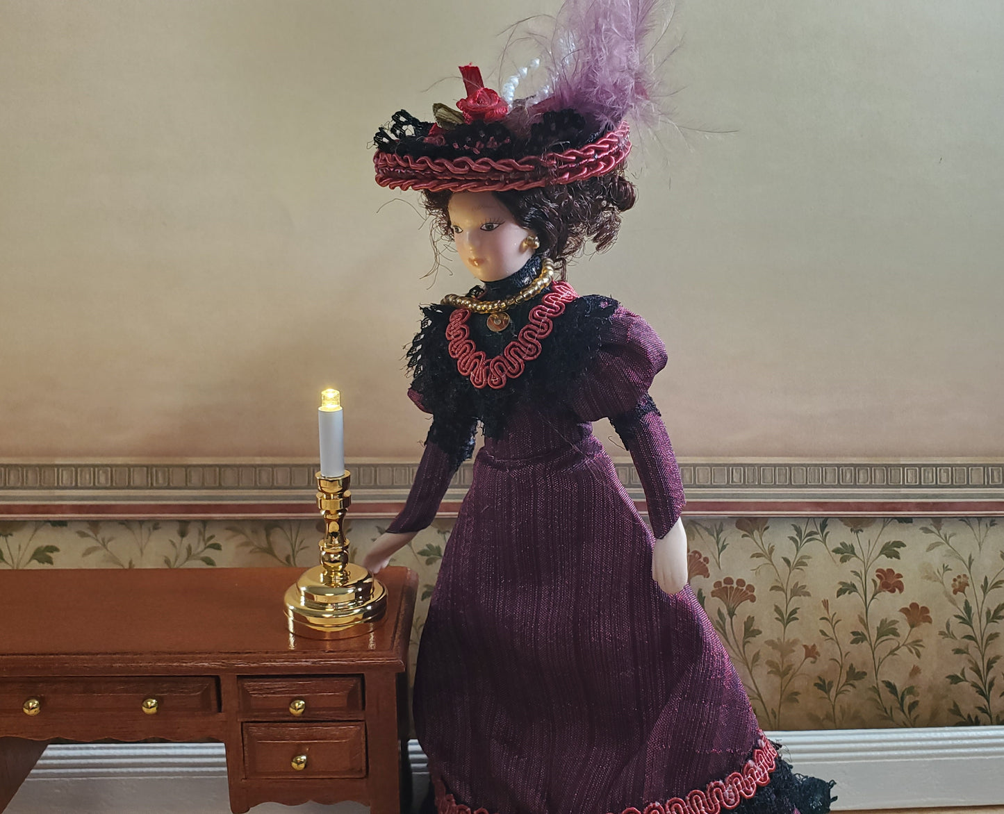 Dollhouse Battery Light with Wand Candle Stick Large 1:12 or 1/6 Scale Lamp
