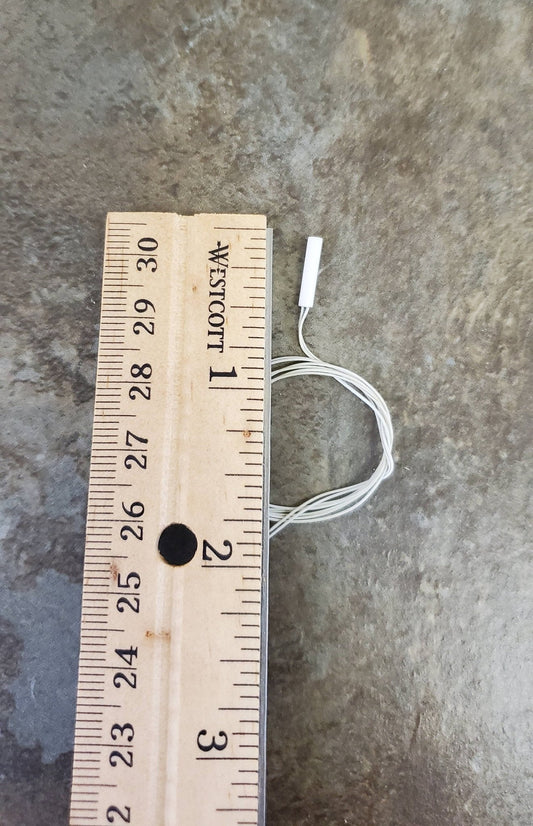 Cir-Kit 7/16" Tall Candle Socket for Bi-Pin Bulbs 1:12 Scale Dollhouse Miniature - Miniature Crush