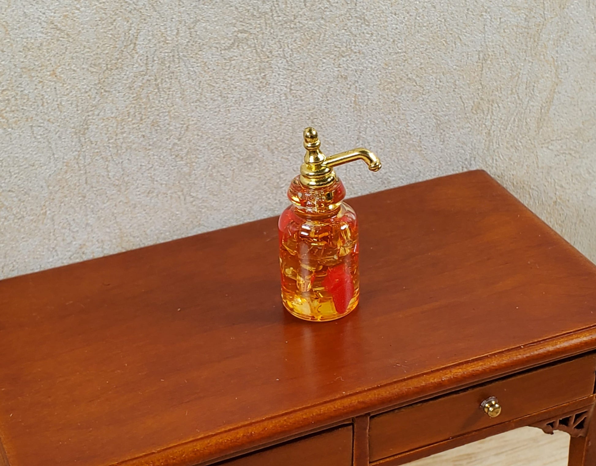 Dollhouse Flavored Syrup Pump Orange Red 1:12 Scale Kitchen Food