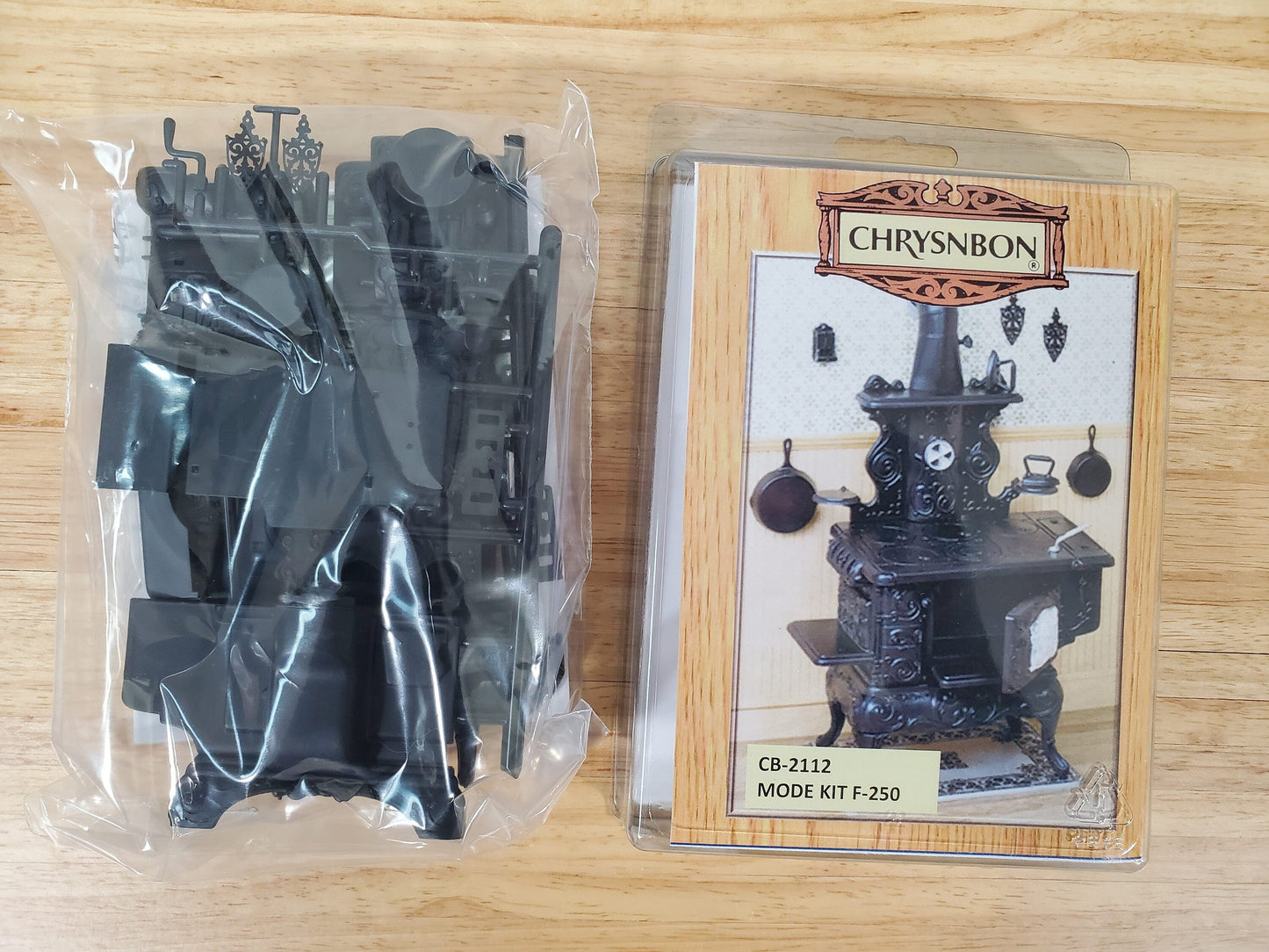Dollhouse Chrysnbon Cooking Stove KIT Victorian Style Plastic 1:12 Scale Miniature