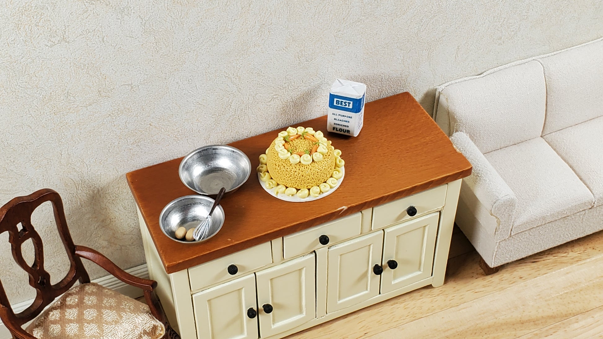 Dollhouse Large Carrot Cake 1:12 Scale Miniature Dessert Food