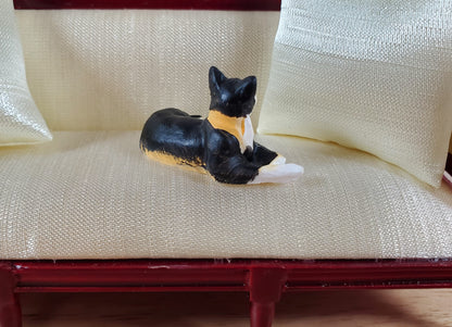 Dollhouse Kitty Cat Calico Lying Down on Side 1:12 Scale Miniature Pet