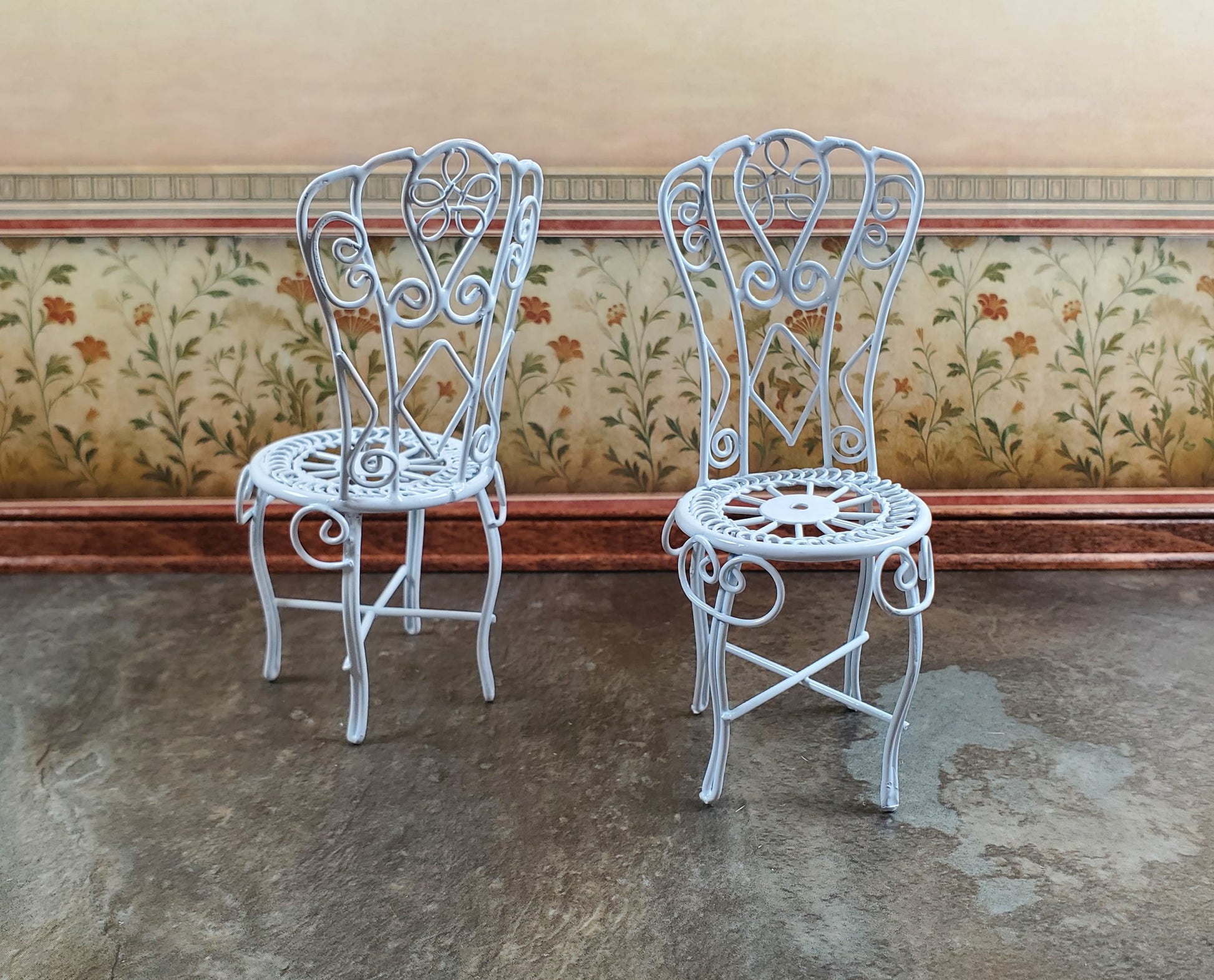 Dollhouse Patio Set White Metal Table 2 Chairs 1:12 Scale Fairy Garden Bistro