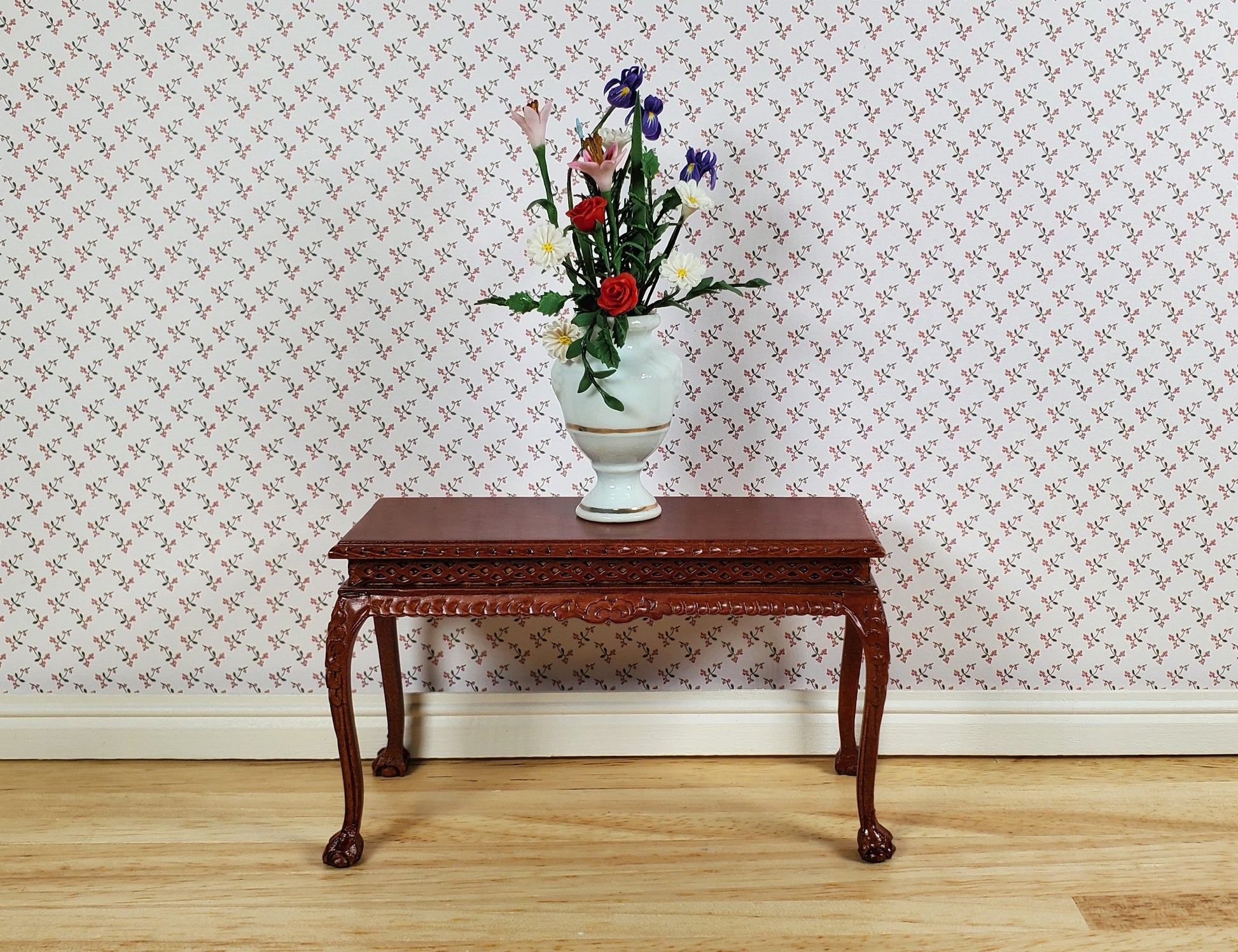 Dollhouse Wallpaper Paul's Garden Pale Pink by Brodnax 1:12 Scale Miniature
