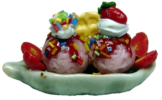 Dollhouse Sundae with Sliced Strawberries 1:12 Scale Miniature Food Dessert