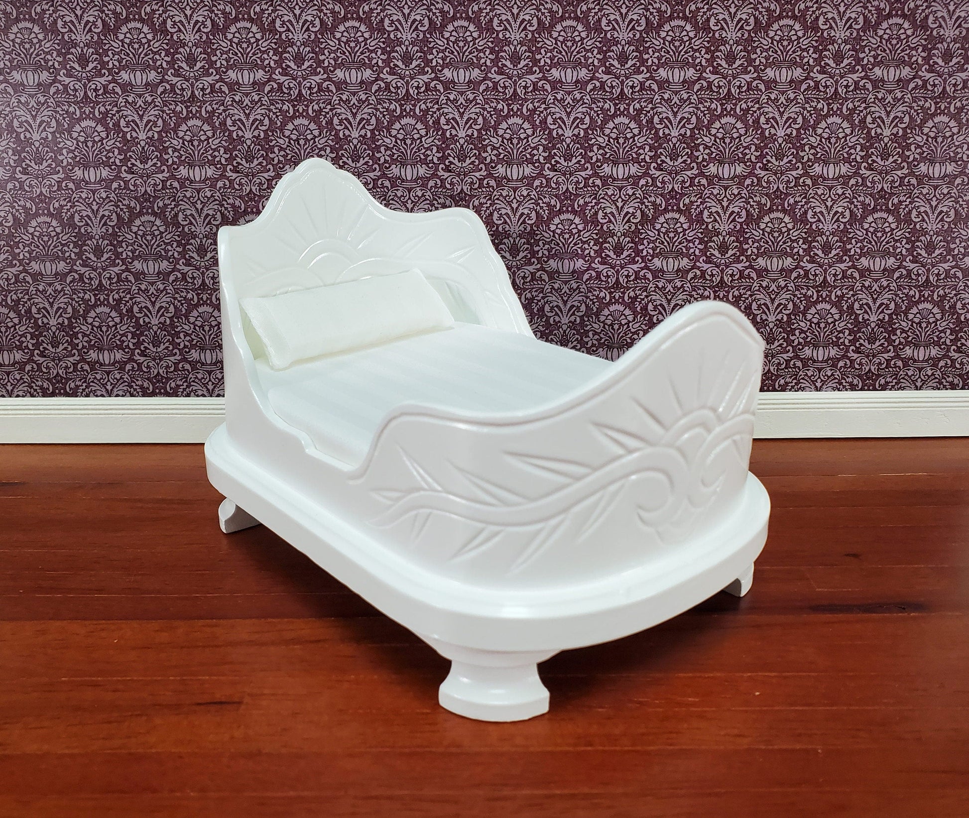 Dollhouse "Belter" Curved Bed White Finish Large 1:12 Scale Miniature Furniture