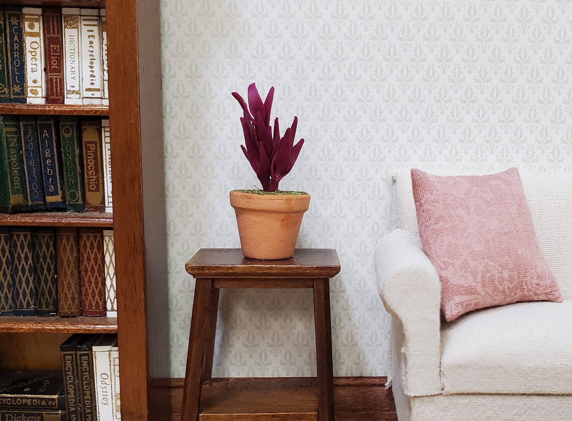 Dollhouse Twisted Sister Purple Plant in a Terra Cotta Pot 1:12 Scale Miniature