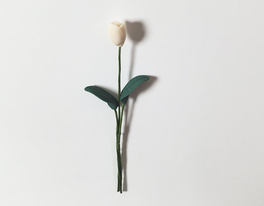 Dollhouse White Tulip Single Stem with Foliage Extra Long 1:12 Scale Miniature