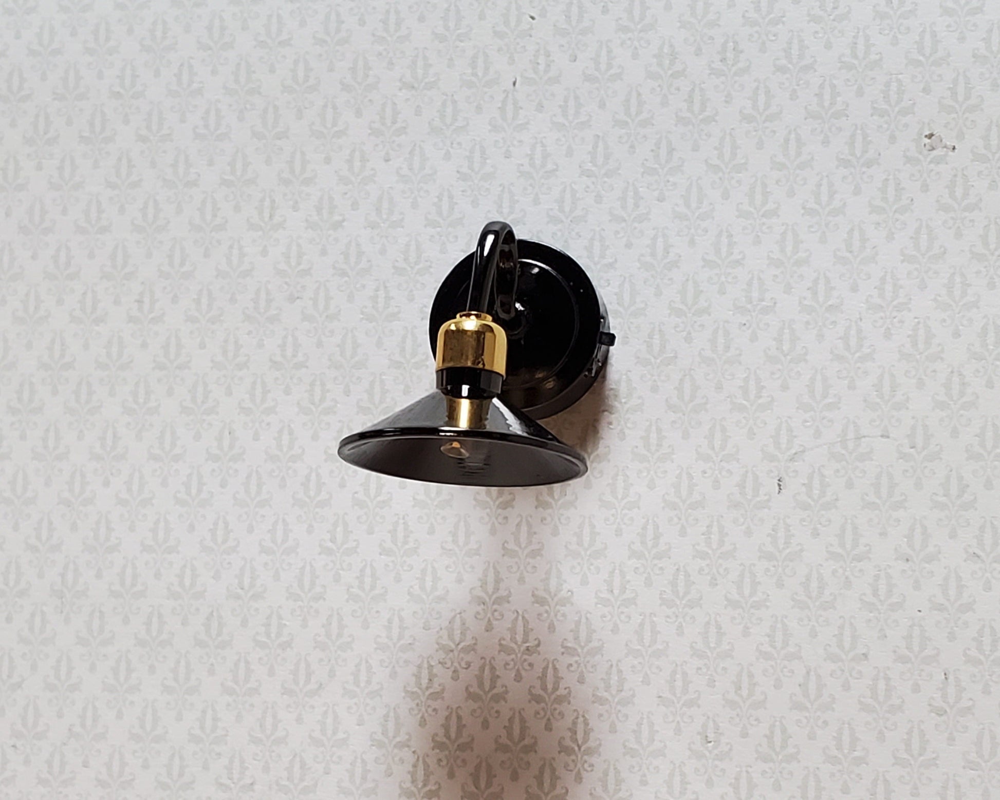Dollhouse Battery Light Industrial Black Chrome Wall Sconce 1:12 Scale Miniature