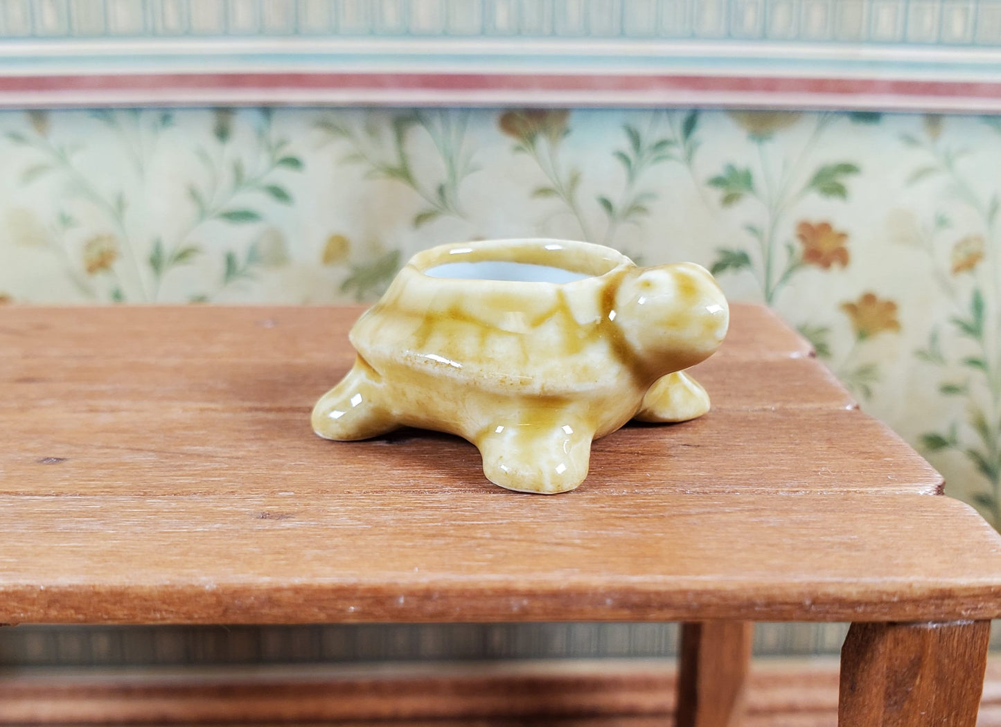 Dollhouse Miniature Brown Turtle Planter Pot Ceramic 1:12 Scale