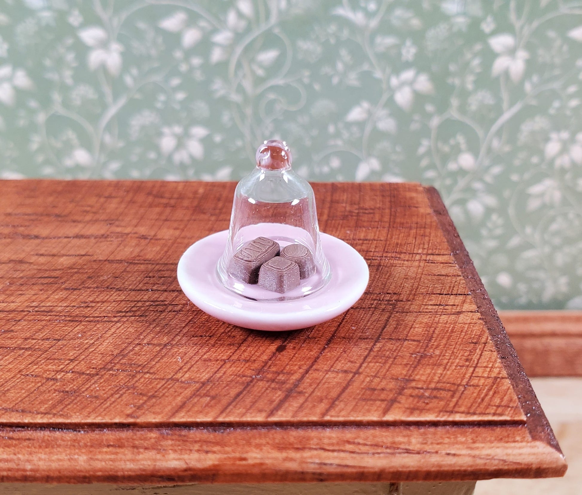 Dollhouse Tiny Clear Glass Bell or Cloche Small 1:12 or Half Scale Miniature