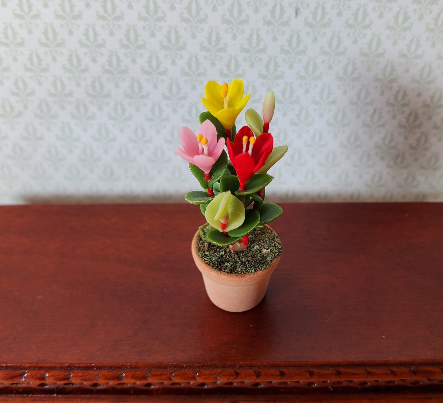 Dollhouse Multi Color Crocus Plant in a Terra Cotta Pot 1:12 Scale Miniature