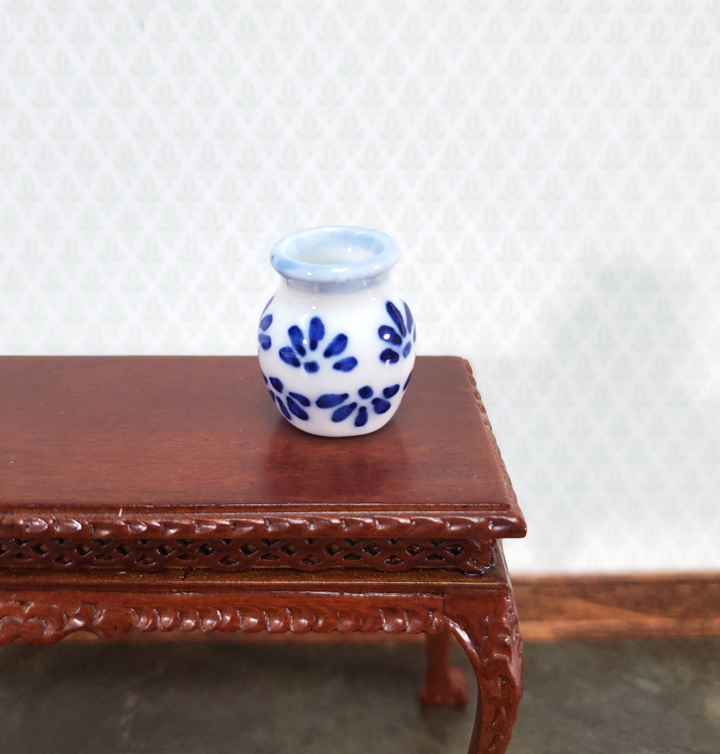 Dollhouse Vase Blue & White Ceramic Decorative for Flowers 1:12 Scale Miniature