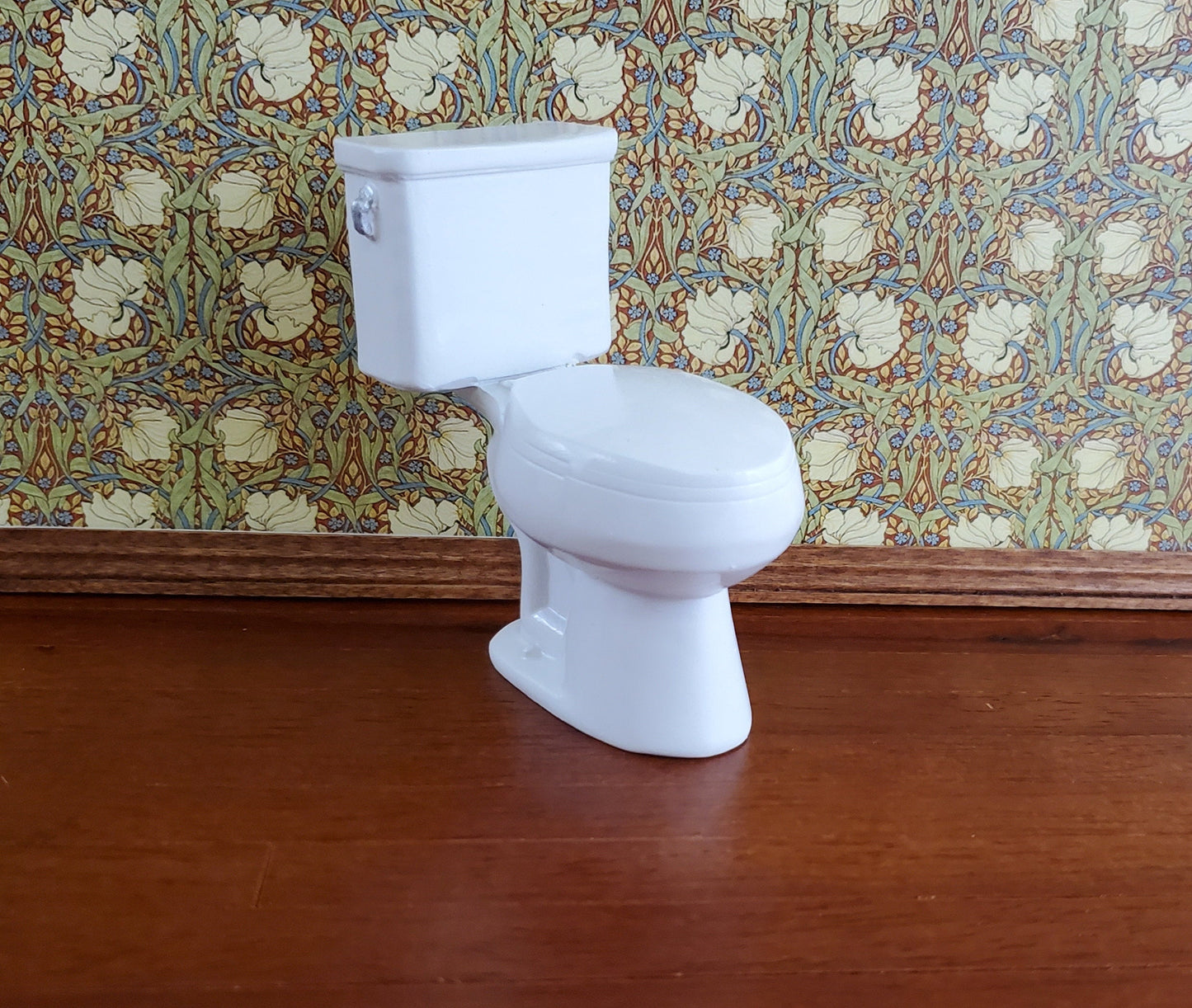 Dollhouse Resin 3 Piece Bathroom Set Tub Toilet Sink All White 1:12 Scale Houseworks
