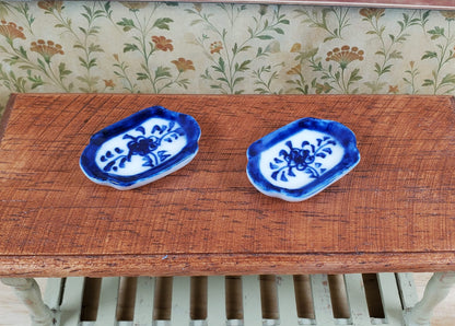 Dollhouse Ceramic Platters x2 Blue & White Design 1:12 Scale Miniature Dish
