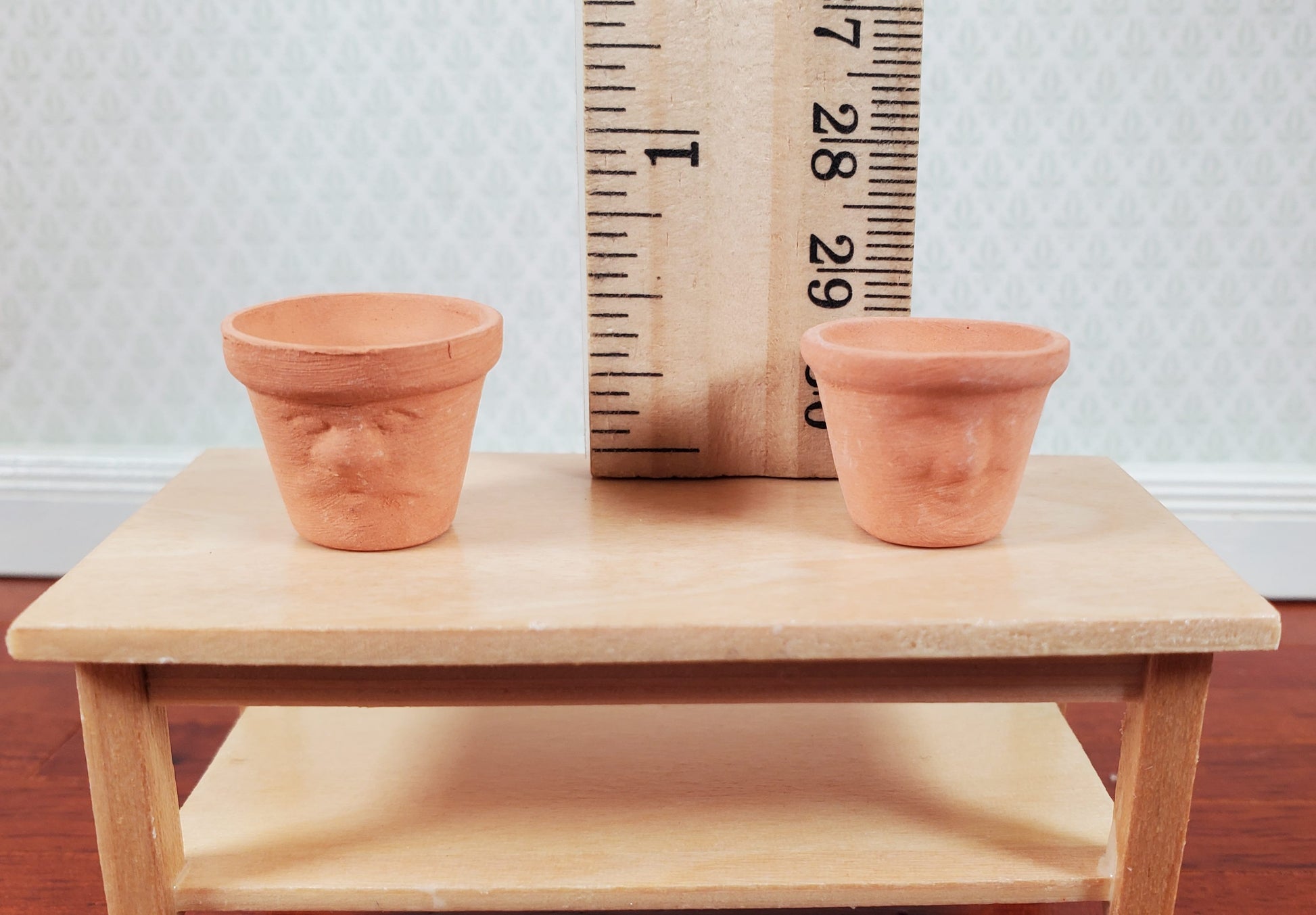 Dollhouse Miniature Clay Pots with Faces Garden Planters Set of 2 1:12 Scale