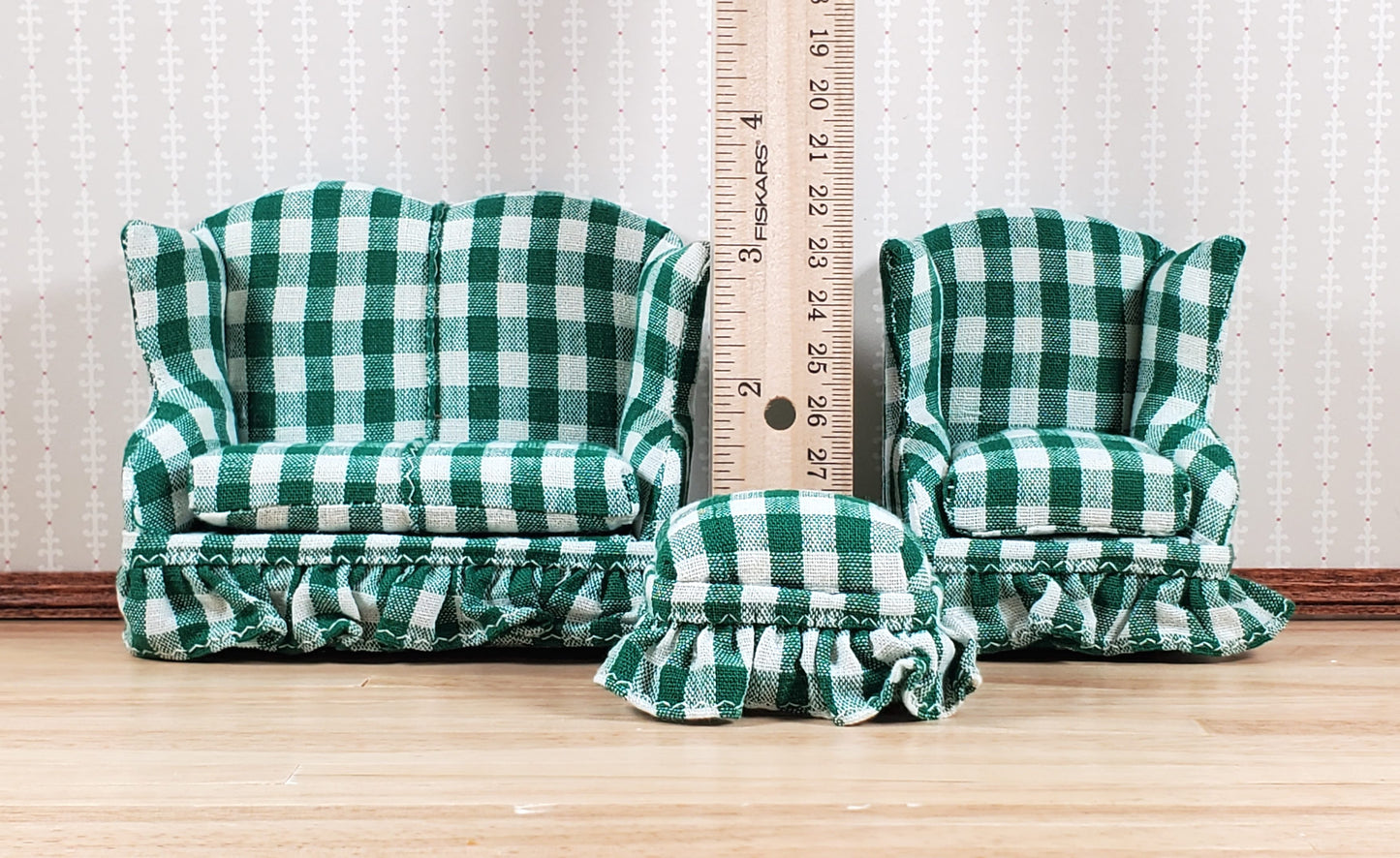 Dollhouse Small Sofa Chair Ottoman Green Plaid 1:12 Scale Miniature Furniture