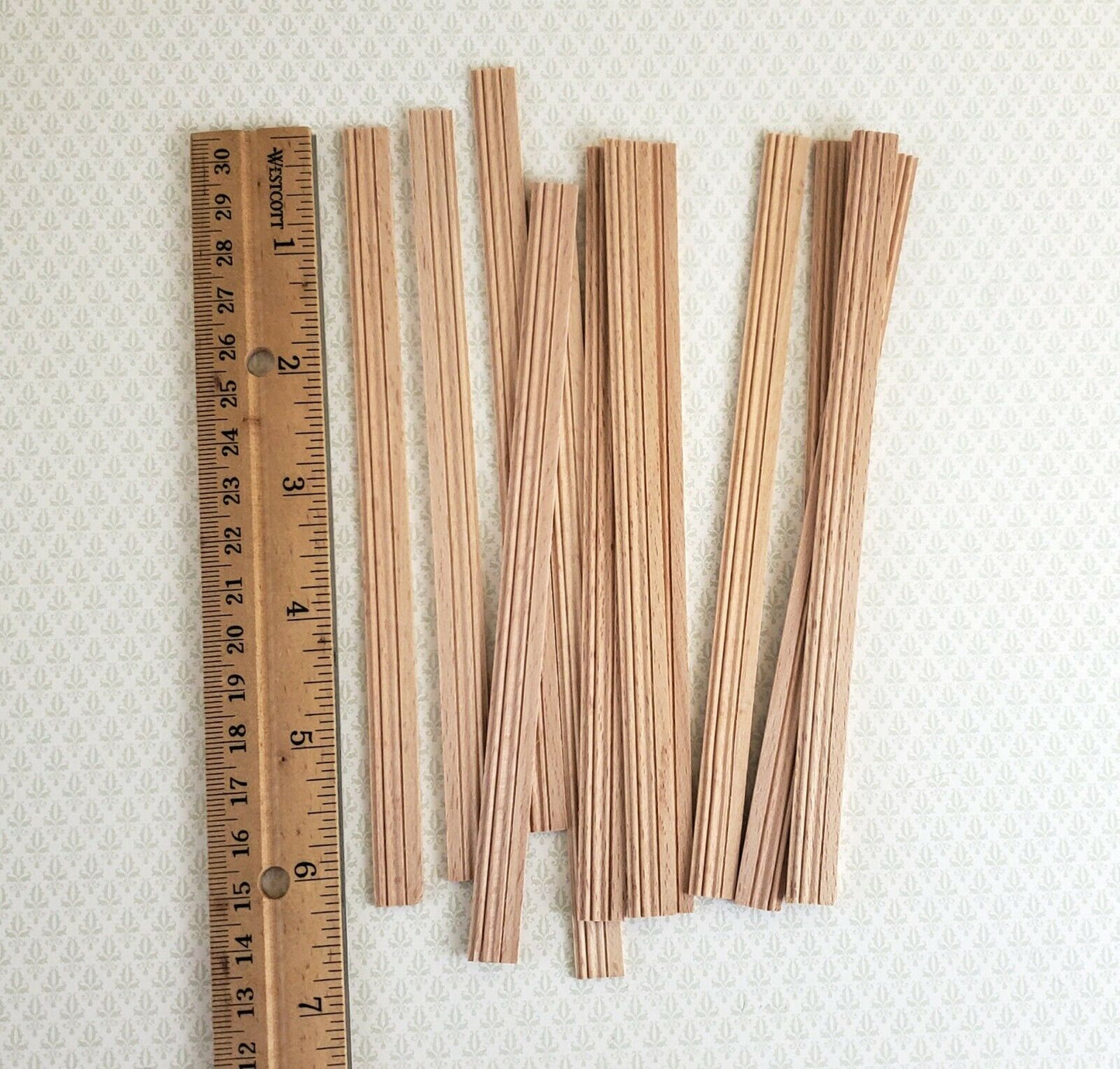 Dollhouse Miniatures Window Casing 6" Trim x12 Pieces 1:12 Scale CLA77056