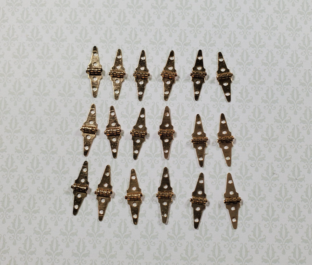 Dollhouse Miniature Triangle Hinges Working x24 Gold Brass 1:12 Scale w/Nails
