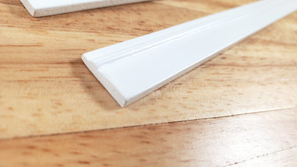Dollhouse Baseboard 5 Pieces Trim White 1.5cm x 45cm long 1:12 Scale Skirting - Miniature Crush