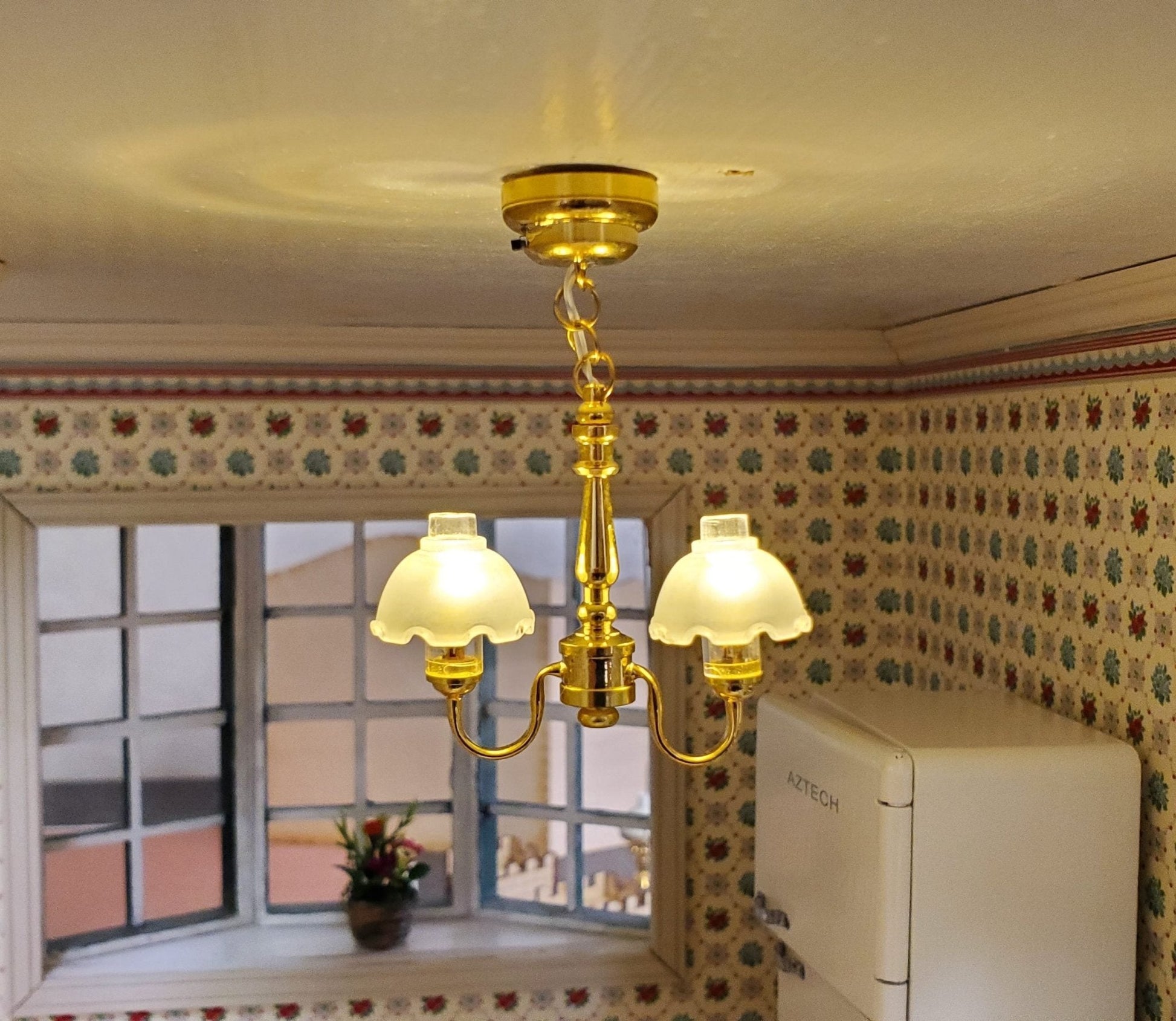 Dollhouse Battery Light 2 Arm Ceiling Chandelier Flower Shades 1:12 Scale - Miniature Crush