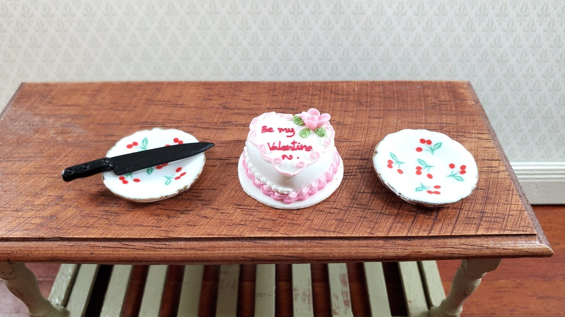 Dollhouse Cake Valentines Day Heart Shaped 1:12 Scale Miniature Dessert Food - Miniature Crush