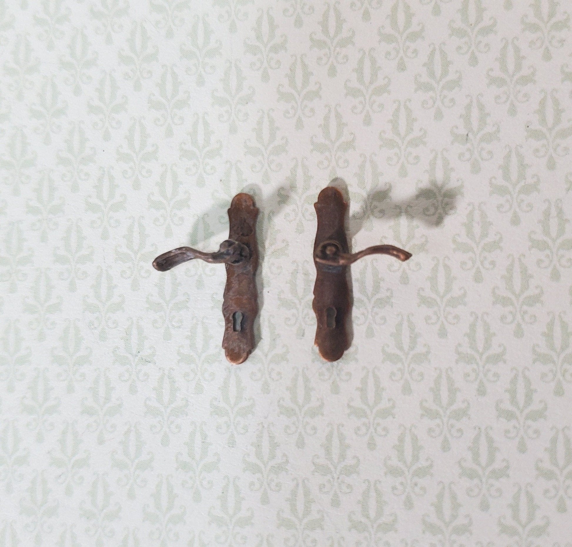 Dollhouse Door Handles Bronze x2 French Lever Style 1:12 Scale Miniatures CLA05580 - Miniature Crush