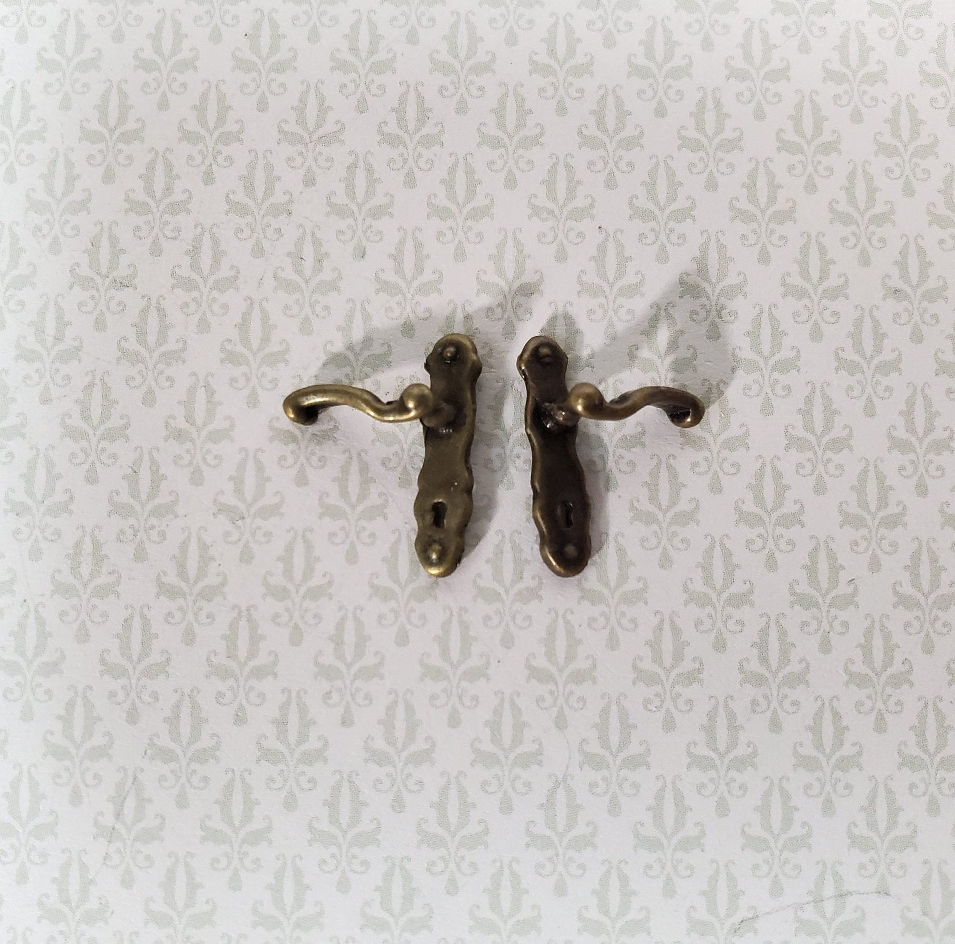 Dollhouse Door Handles Bronze x2 French Lever Style 1:12 Scale Miniatures S1518A - Miniature Crush