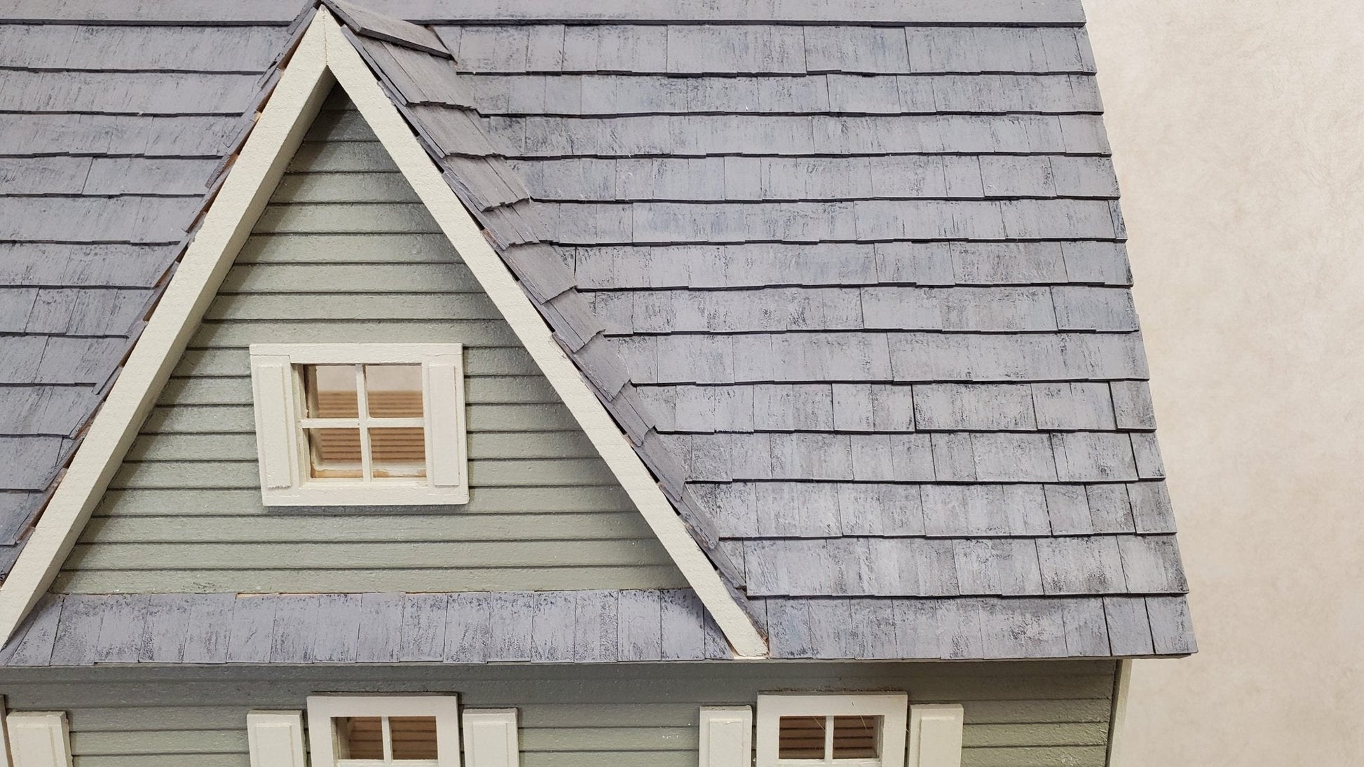 Dollhouse HALF SCALE Shingles Wood Square 1:24 400 Pieces 76