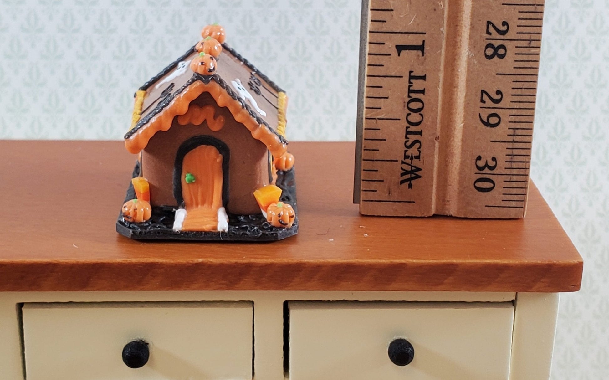 Dollhouse Halloween Gingerbread House 1:12 Scale Miniature Ghosts Pumpkins - Miniature Crush