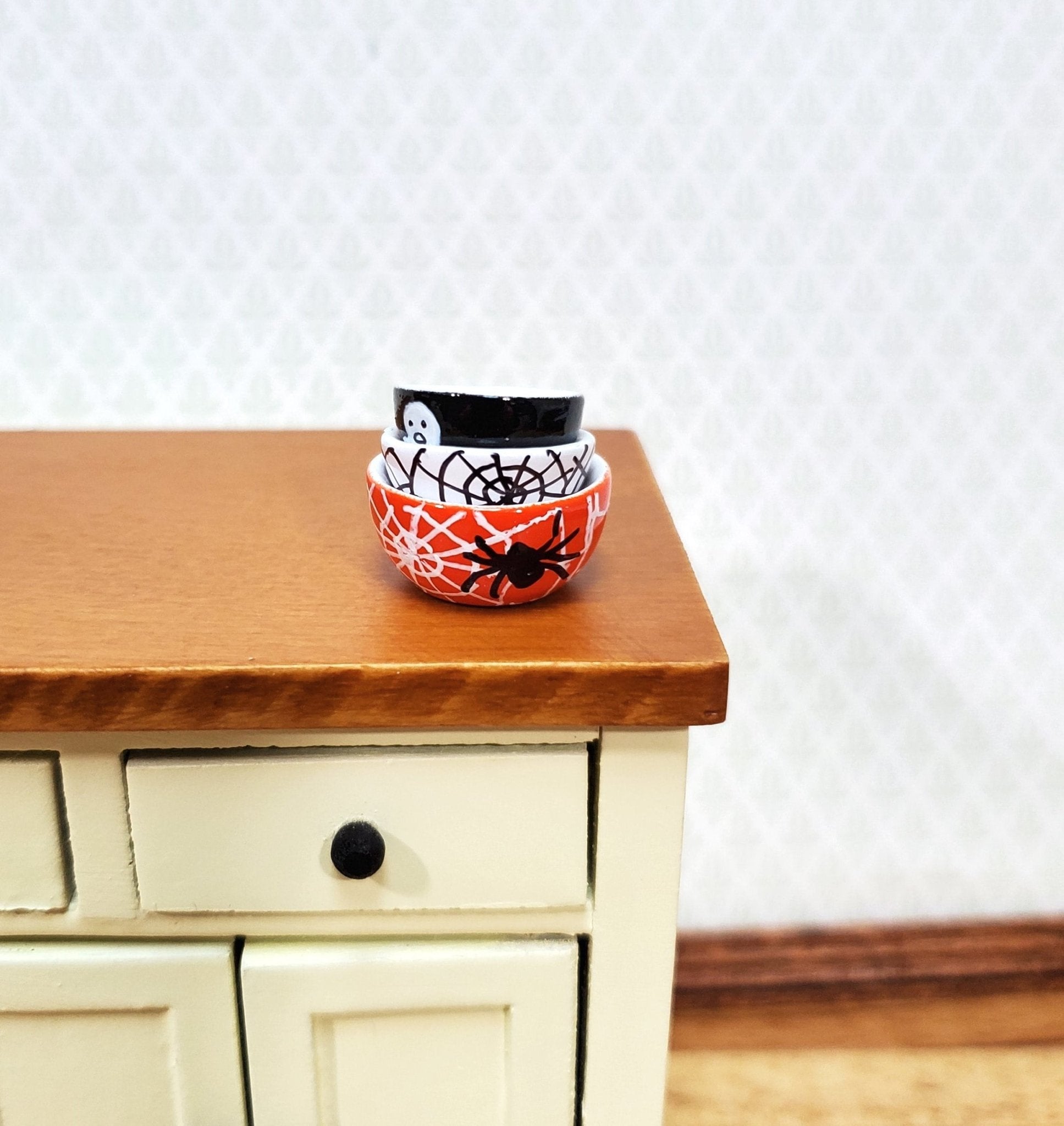 Dollhouse Halloween Stacking Mixing Bowls Set of 3 1:12 Scale Miniature Kitchen - Miniature Crush