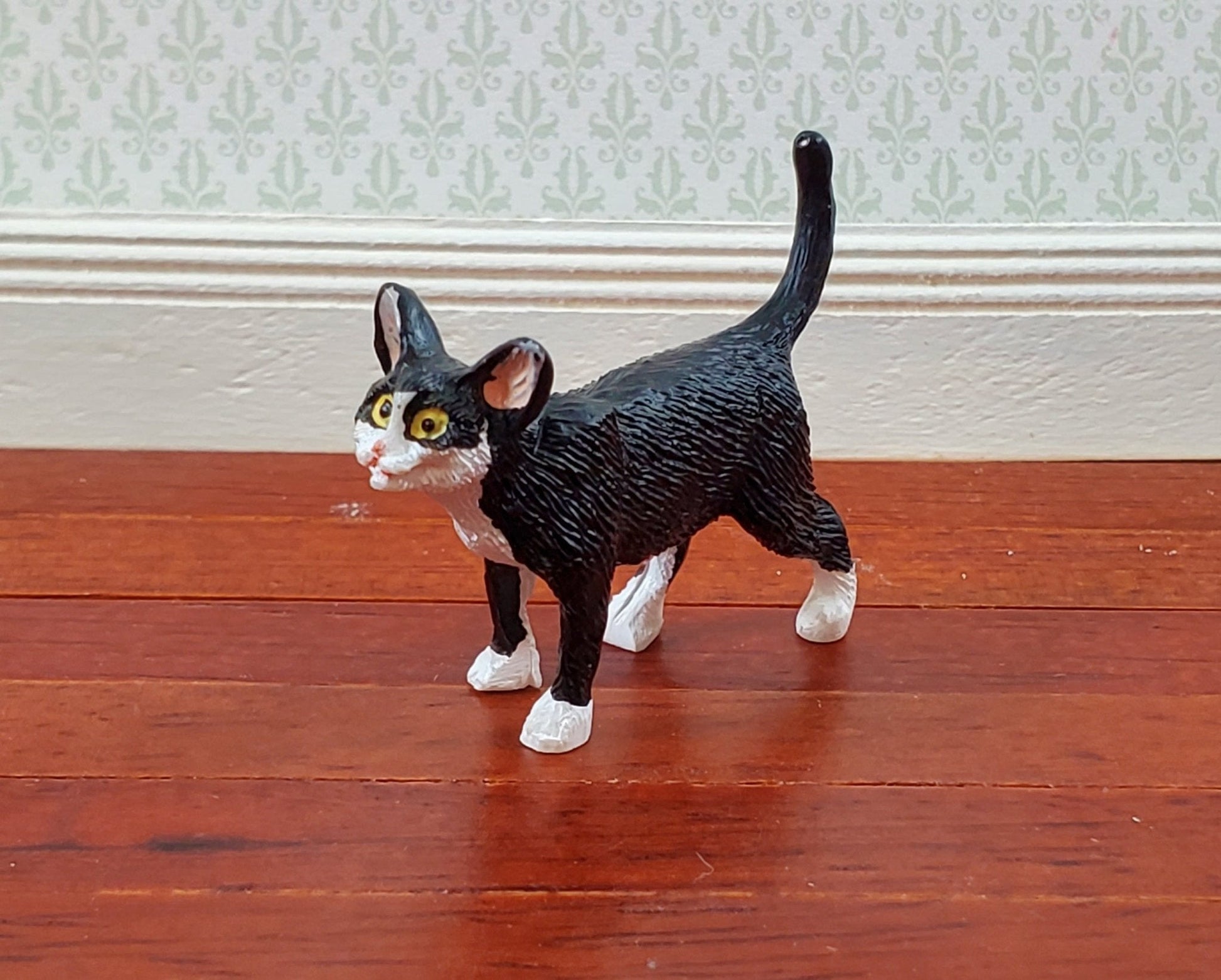 Dollhouse Kitty Cat Tuxedo Black and White Walking 1:12 Scale Miniature Pet - Miniature Crush