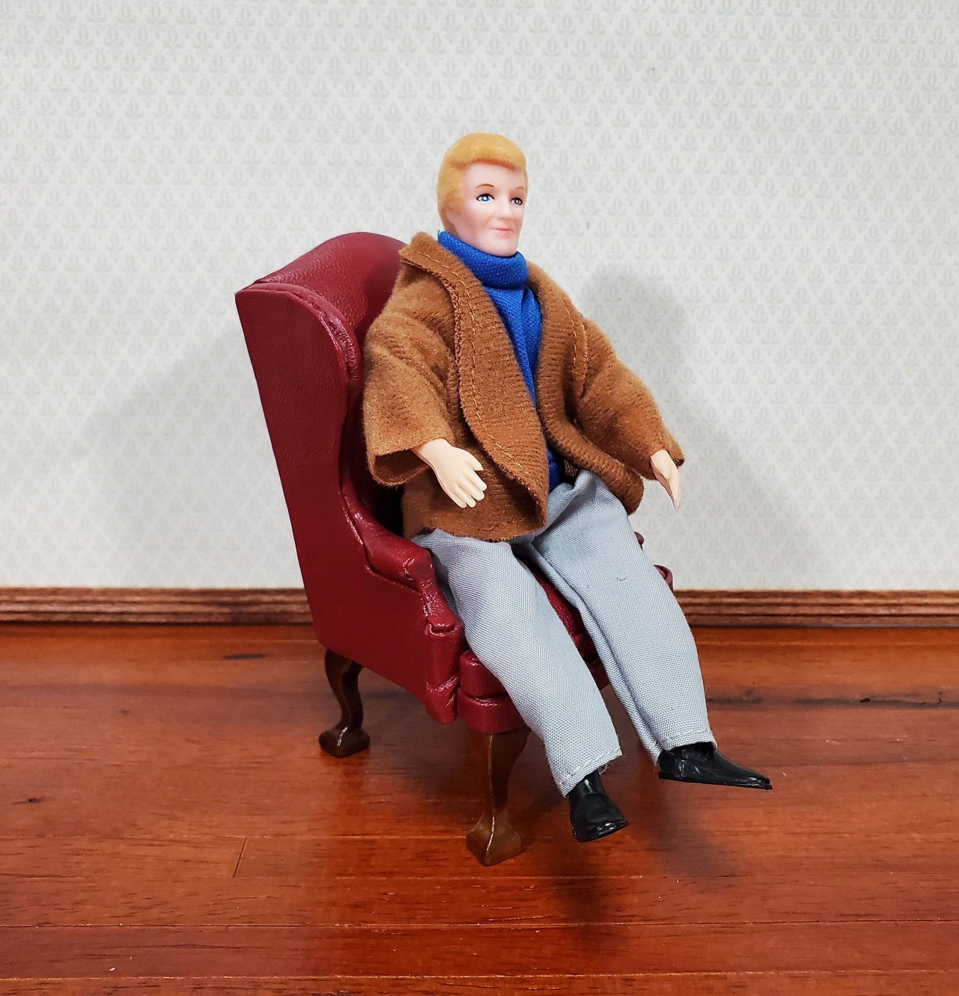 Dollhouse Man Modern Doll Dad Father Blond Poseable 1:12 Scale Removable Clothes - Miniature Crush