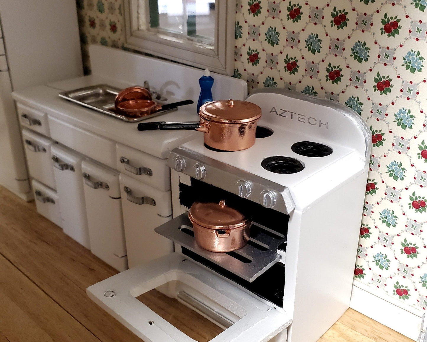 Dollhouse Metal Copper Pots & Pans Removable Lids 1:12 Scale Miniatures - Miniature Crush