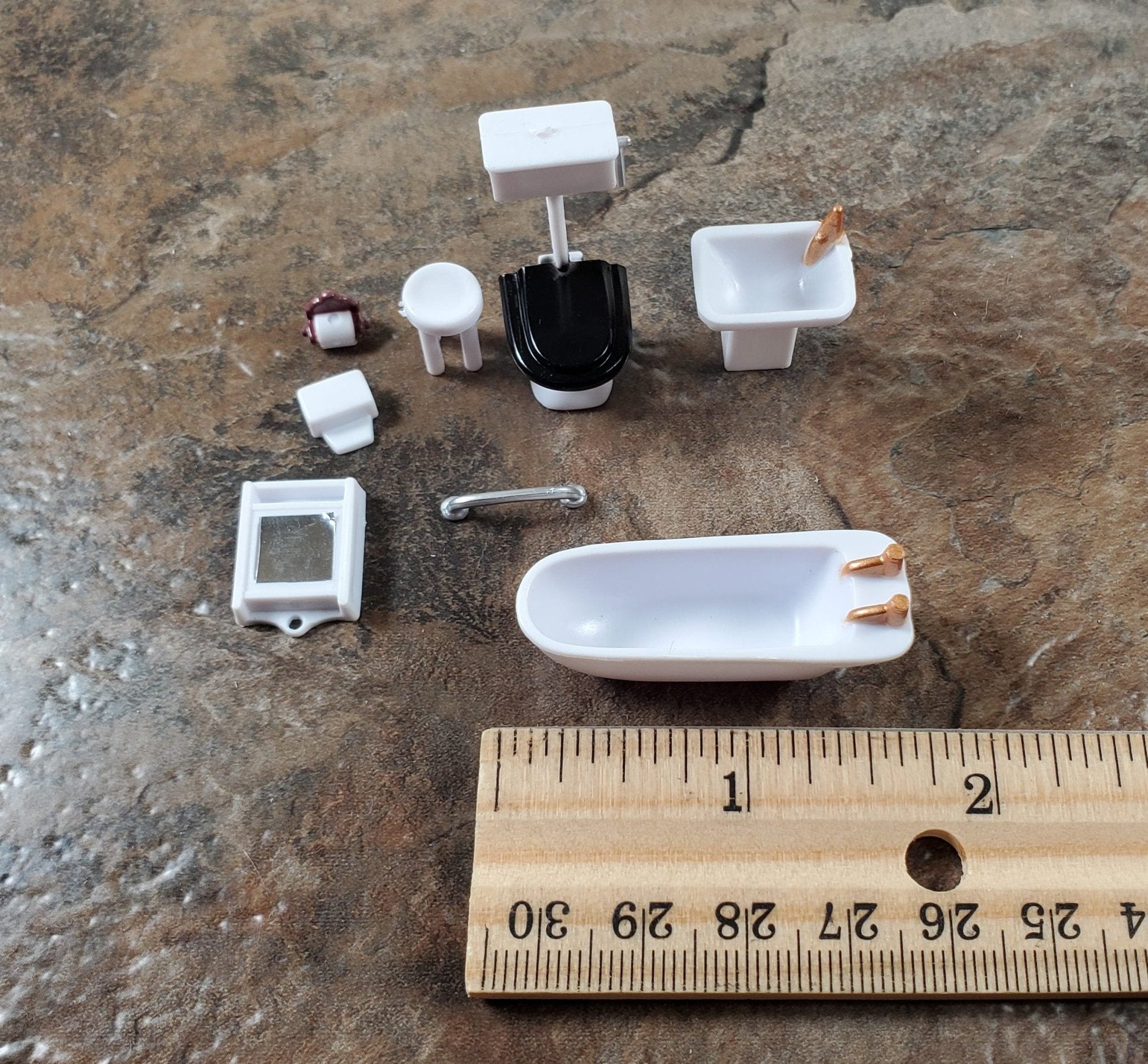 Dollhouse Miniature 1/4" Quarter Scale Bathroom Set Toilet Sink Bathtub 1:48 - Miniature Crush