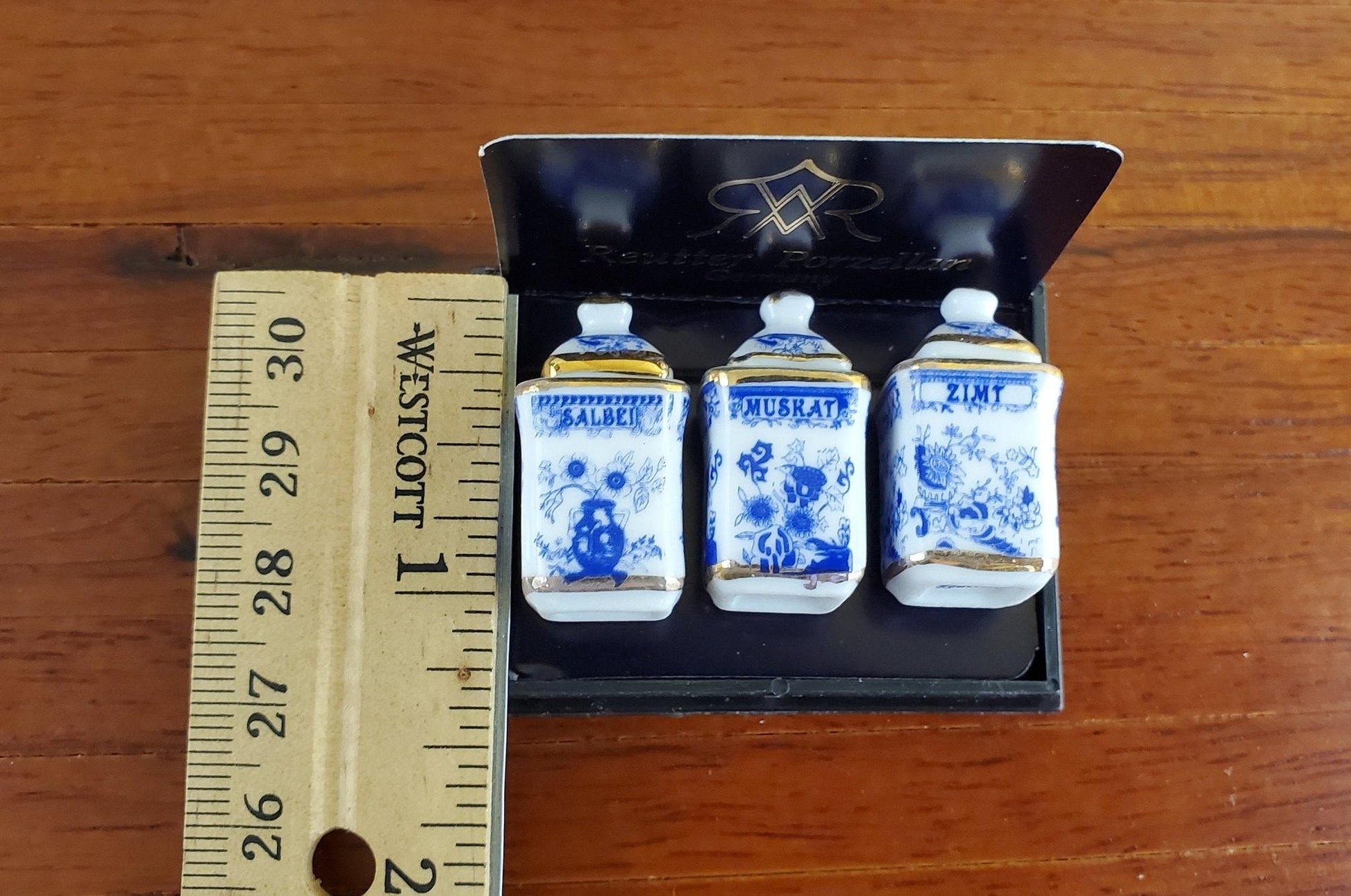 Dollhouse Miniature 3 Large Jars Bins with Lids Reutter Porcelain 1:12 Scale Kitchen - Miniature Crush