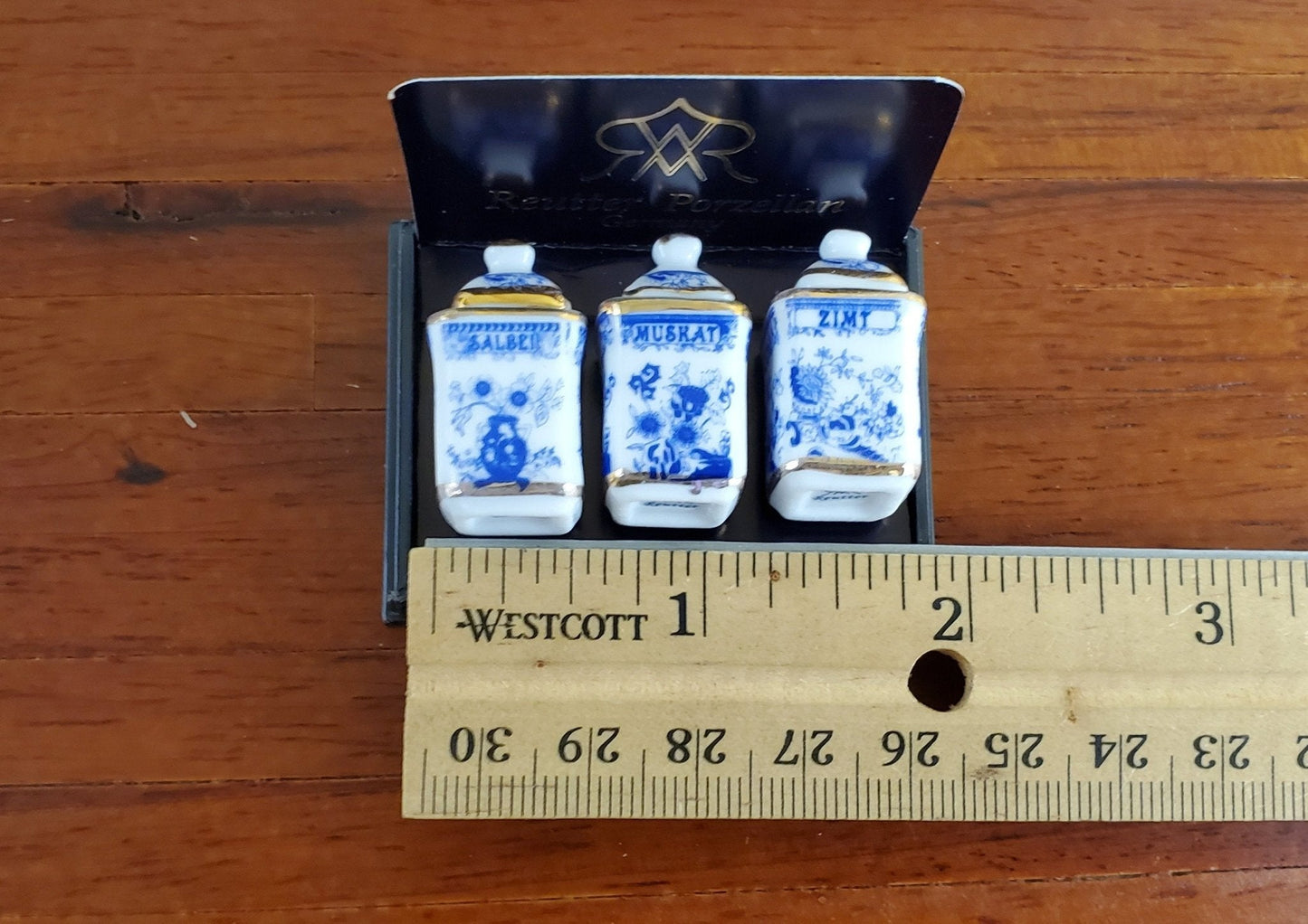 Dollhouse Miniature 3 Large Jars Bins with Lids Reutter Porcelain 1:12 Scale Kitchen - Miniature Crush