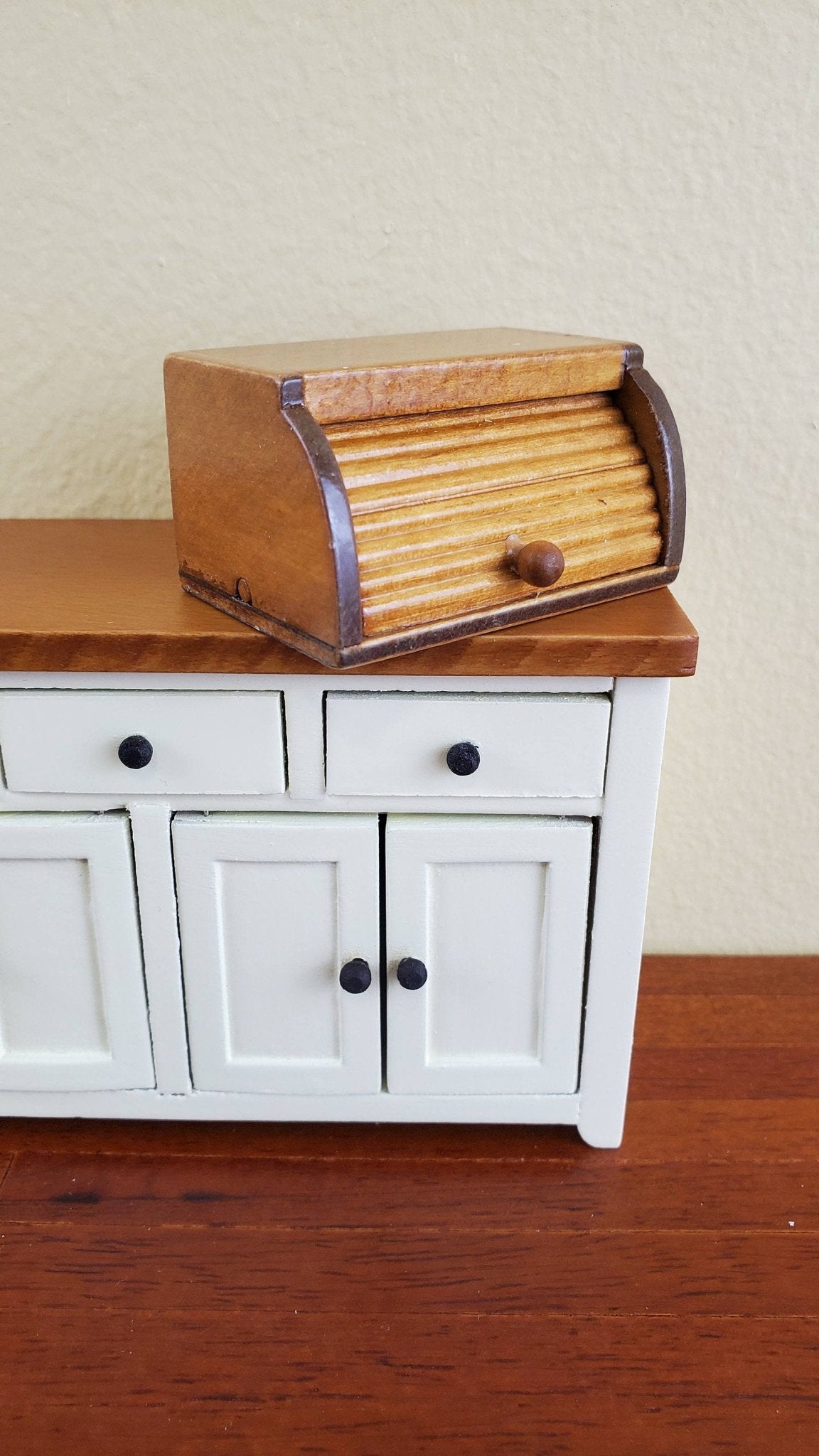 Dollhouse Miniature Bread Box with Opening Door Wood 1:12 Scale - Miniature Crush
