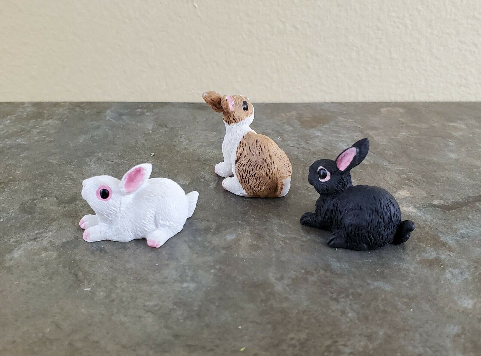 Small Rabbit Set Dollhouse Miniature Bunny Rabbits Set of 3 1:12 Scale Pet Black White ...