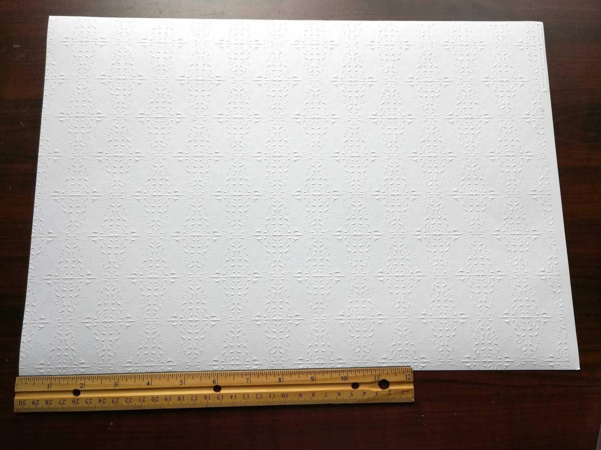 Dollhouse Miniature Ceiling Paper Embossed Textured 1:12 Scale 17 "x 12" - Miniature Crush