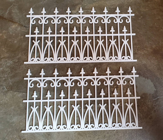 Dollhouse Miniature Fence Railing x2 White Victorian or Georgian Garden 1:12 Scale - Miniature Crush