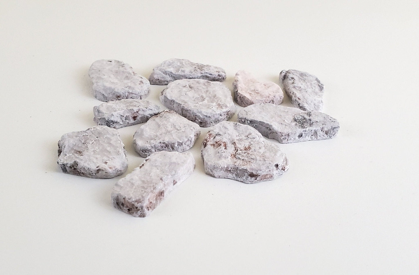 Dollhouse Miniature Fieldstone Cobblestone Gray Blend by Andi Mini Brick & Stone 1:12 Scale 72 sq in AM0728 - Miniature Crush