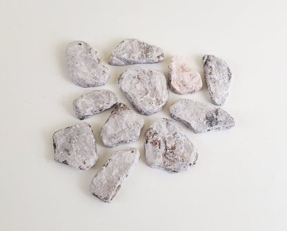 Dollhouse Miniature Fieldstone Cobblestone Gray Blend by Andi Mini Brick & Stone 1:12 Scale 72 sq in AM0728 - Miniature Crush