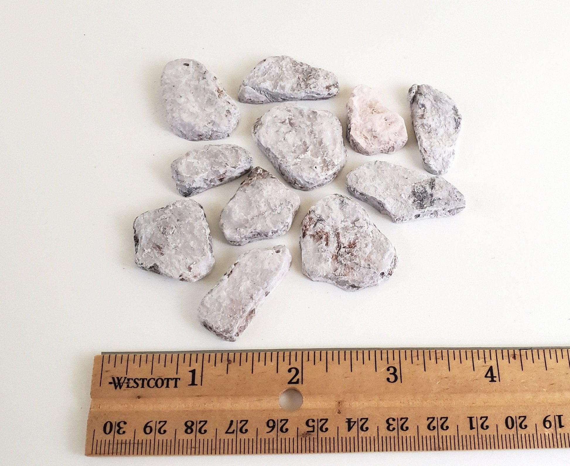 Dollhouse Miniature Fieldstone Cobblestone Gray Blend by Andi Mini Brick & Stone 1:12 Scale 72 sq in AM0728 - Miniature Crush