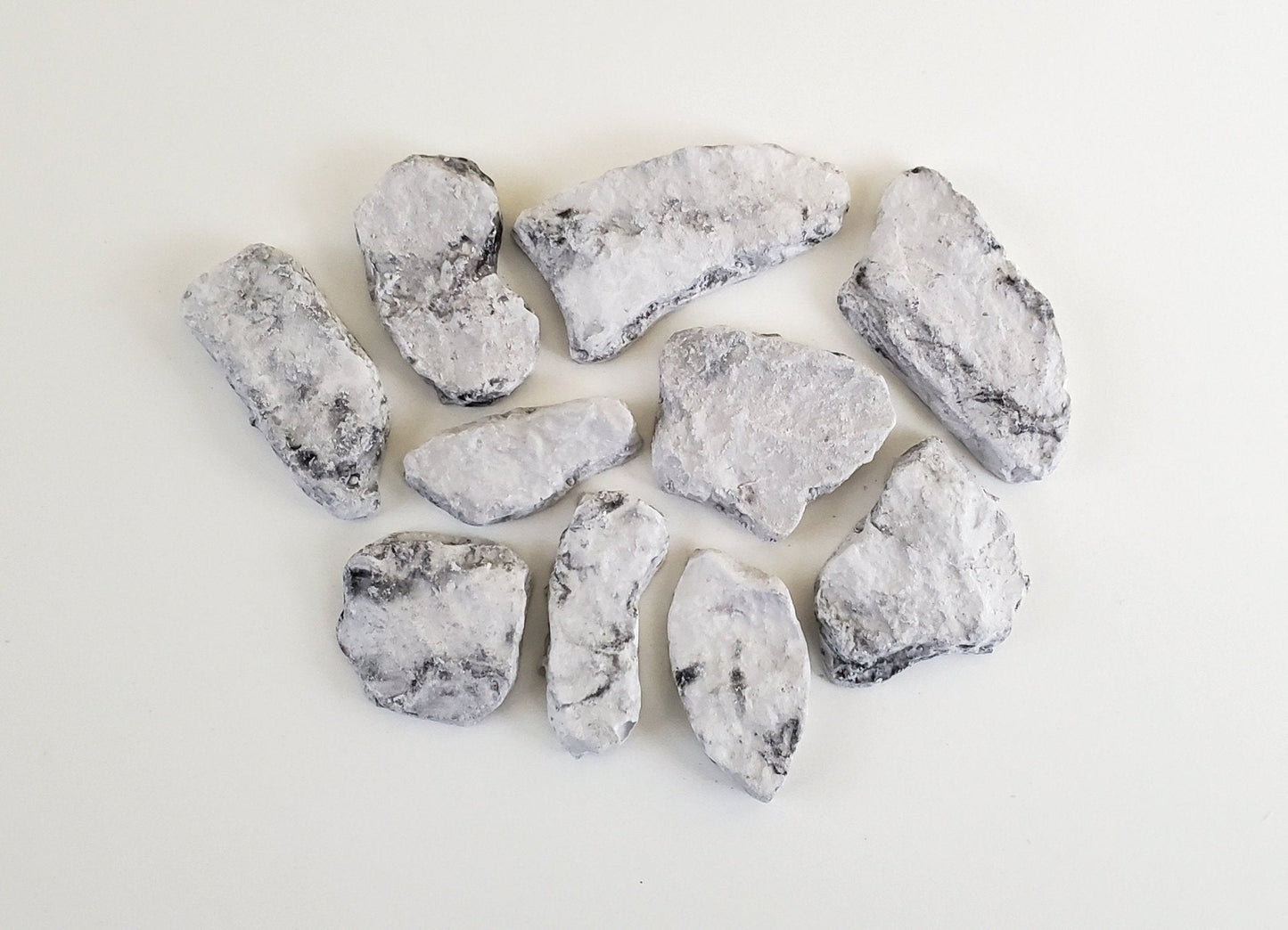 Dollhouse Miniature Fieldstone Cobblestone Gray by Andi Mini Brick & Stone 1:12 Scale 72 sq in AM0727 - Miniature Crush
