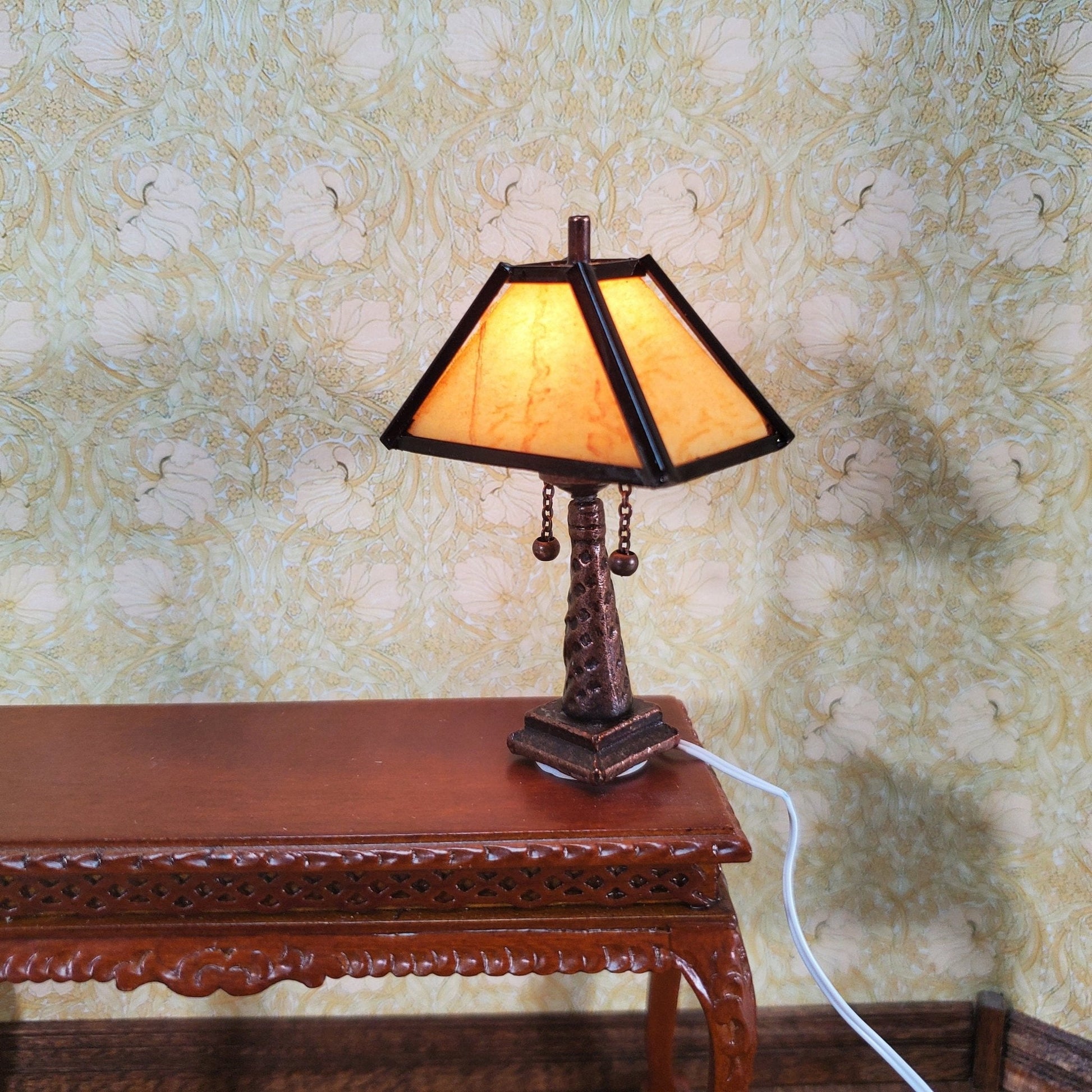 Dollhouse Miniature Lamp Arts & Crafts Craftsman Style Large 1:12 Scale 12 volt - Miniature Crush