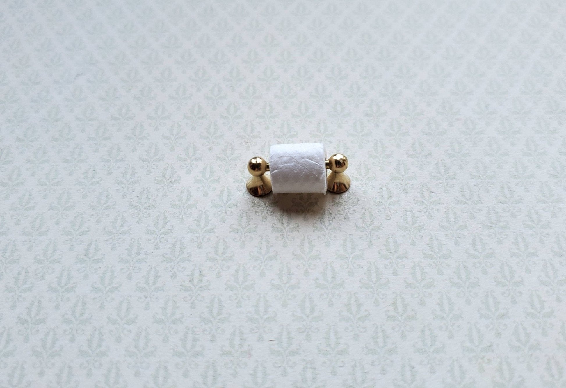 Dollhouse Miniature Toilet Paper Holder Gold w/Paper 1:12 Scale Bathroom Decor - Miniature Crush